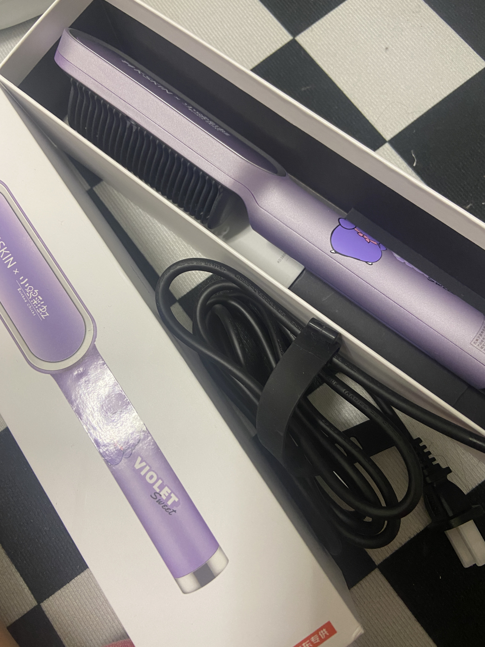 金稻直卷两用负离子直发梳测评 用来做卷发造型也蛮方便的,不会烫到手