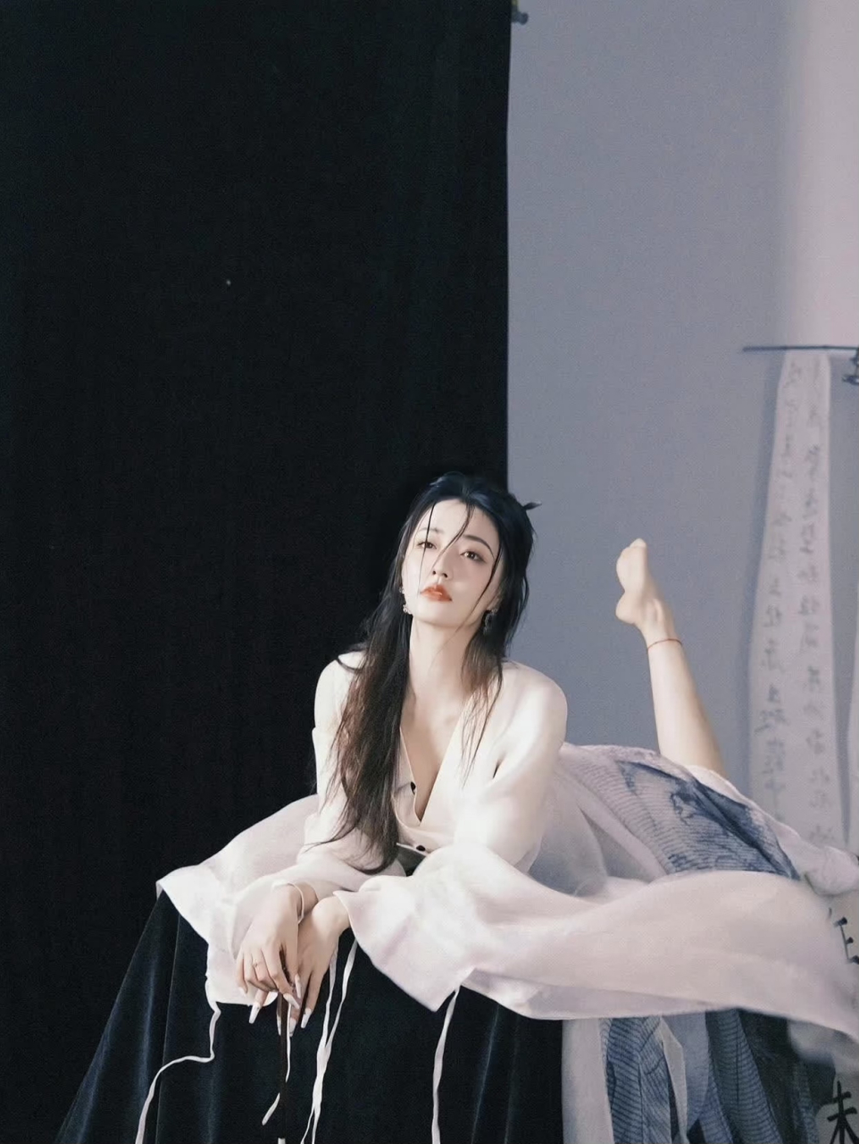 徐璐真的很好看,清纯中又透露着一些小女人的妖娆