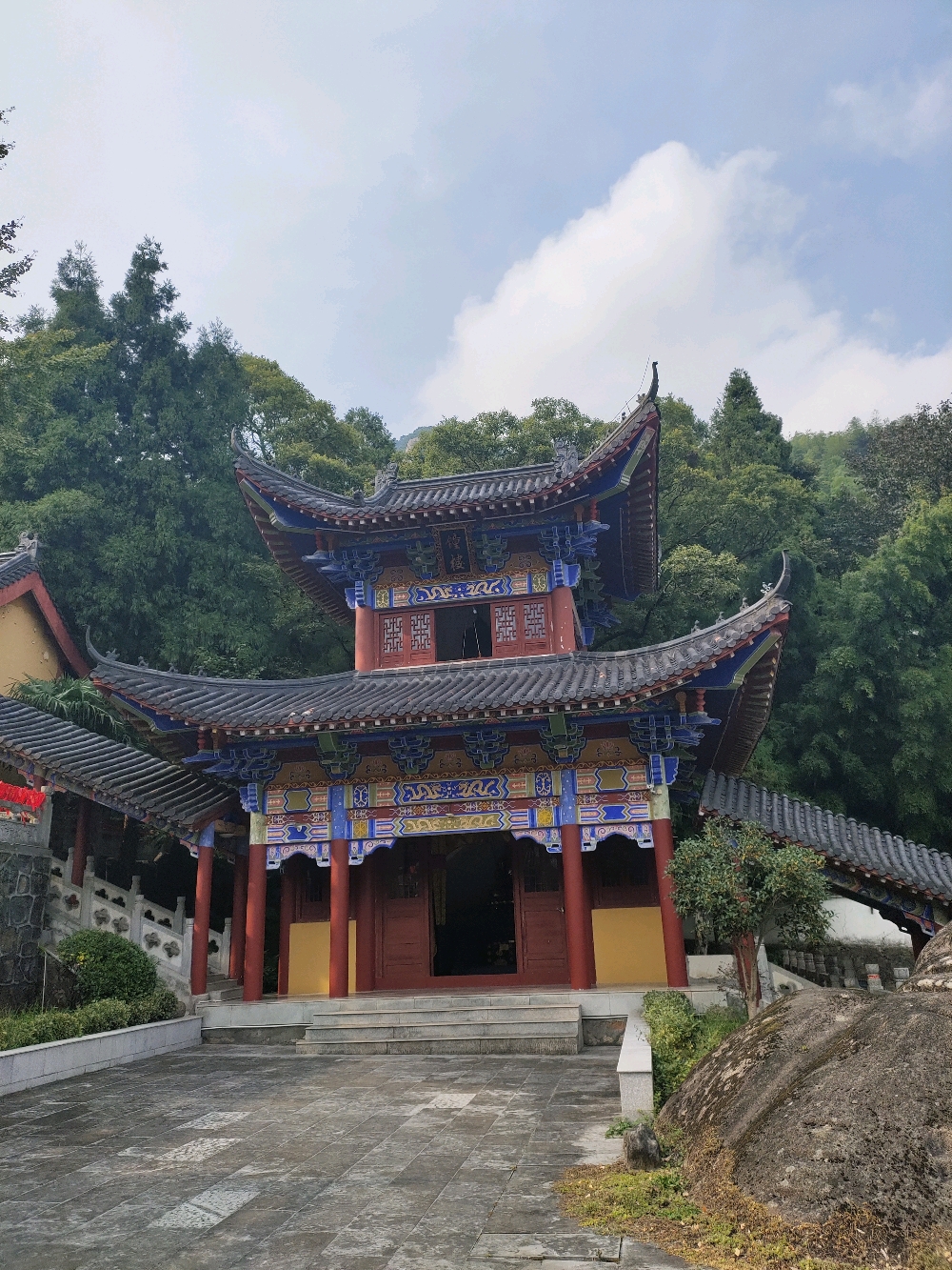 天柱山下佛光禅寺