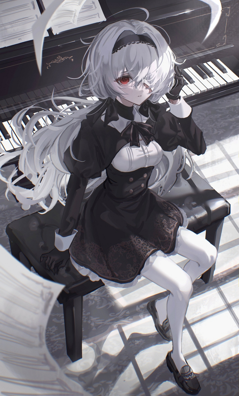 钢琴边的白发少女 画师:moduku