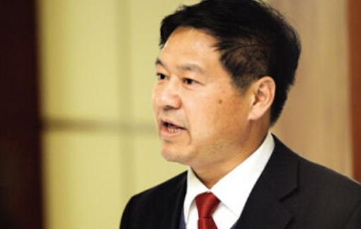 "蓝翔老板娘"最惨离婚案!亿万资产被套走,仨女儿被送进监狱