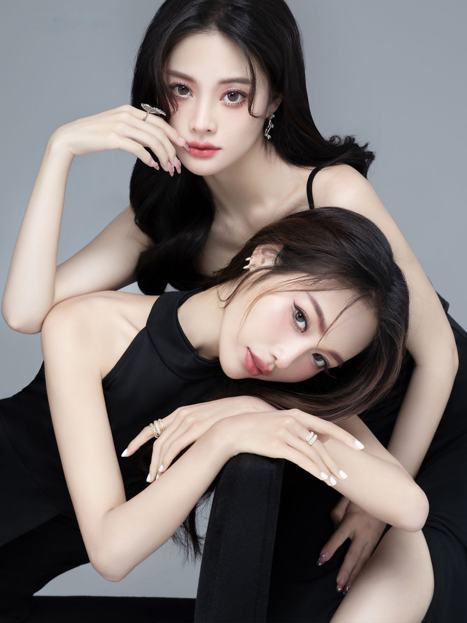 五官精致美,高颜值气质姐妹花94#美女