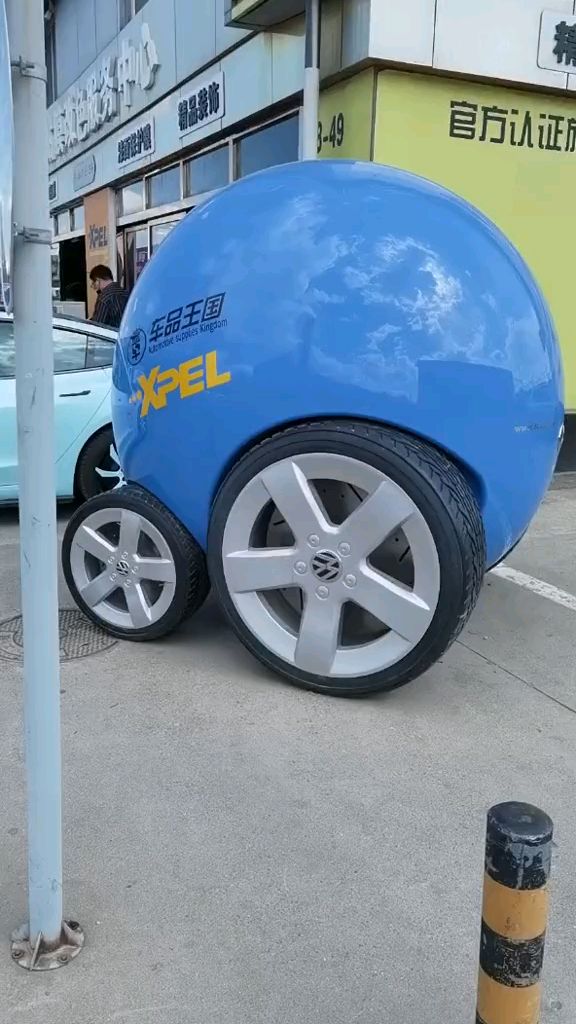 大众还有这样的车,大众"蛋腾",还是3.0t的!