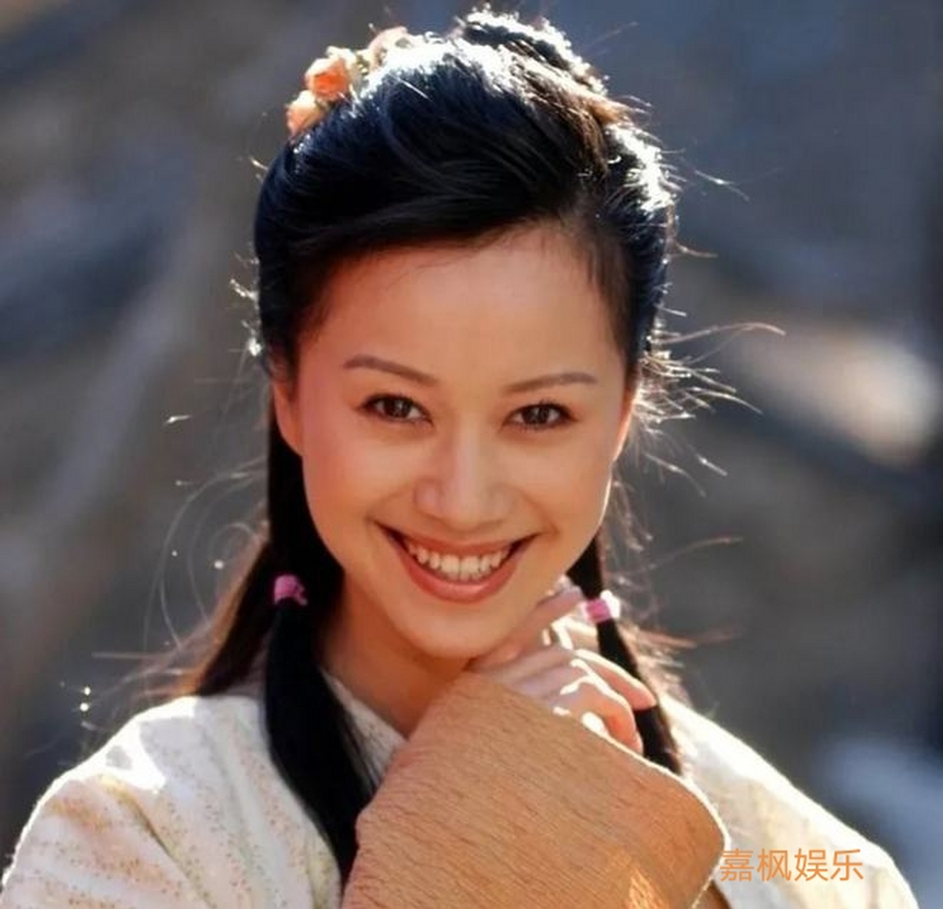 2001年,倪虹洁接拍婷美内衣广告,成为了中国内衣女模特第一人,父亲看