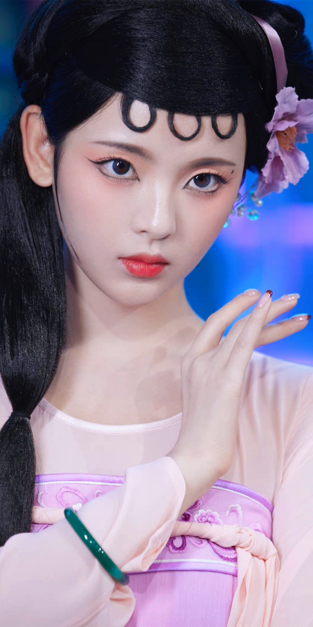 杨超越# cos《天书奇谭》小狐女,经典的童年回忆被毁了!