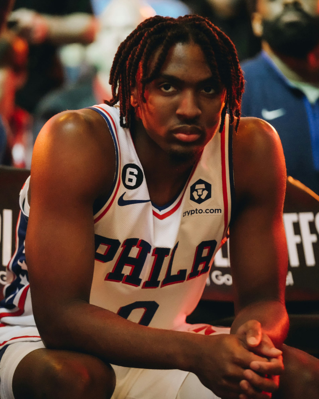 76人队本赛季季后赛总出手数排名: 泰雷斯-马克西 192次(场均17.