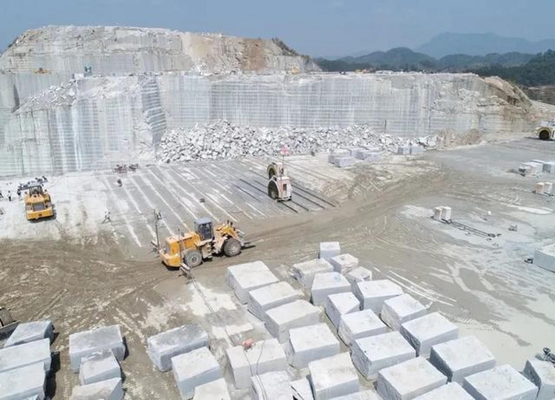 生态环境# #黄冈# 近几年在自媒体平台上,麻城的白鸭山地区因为谷度