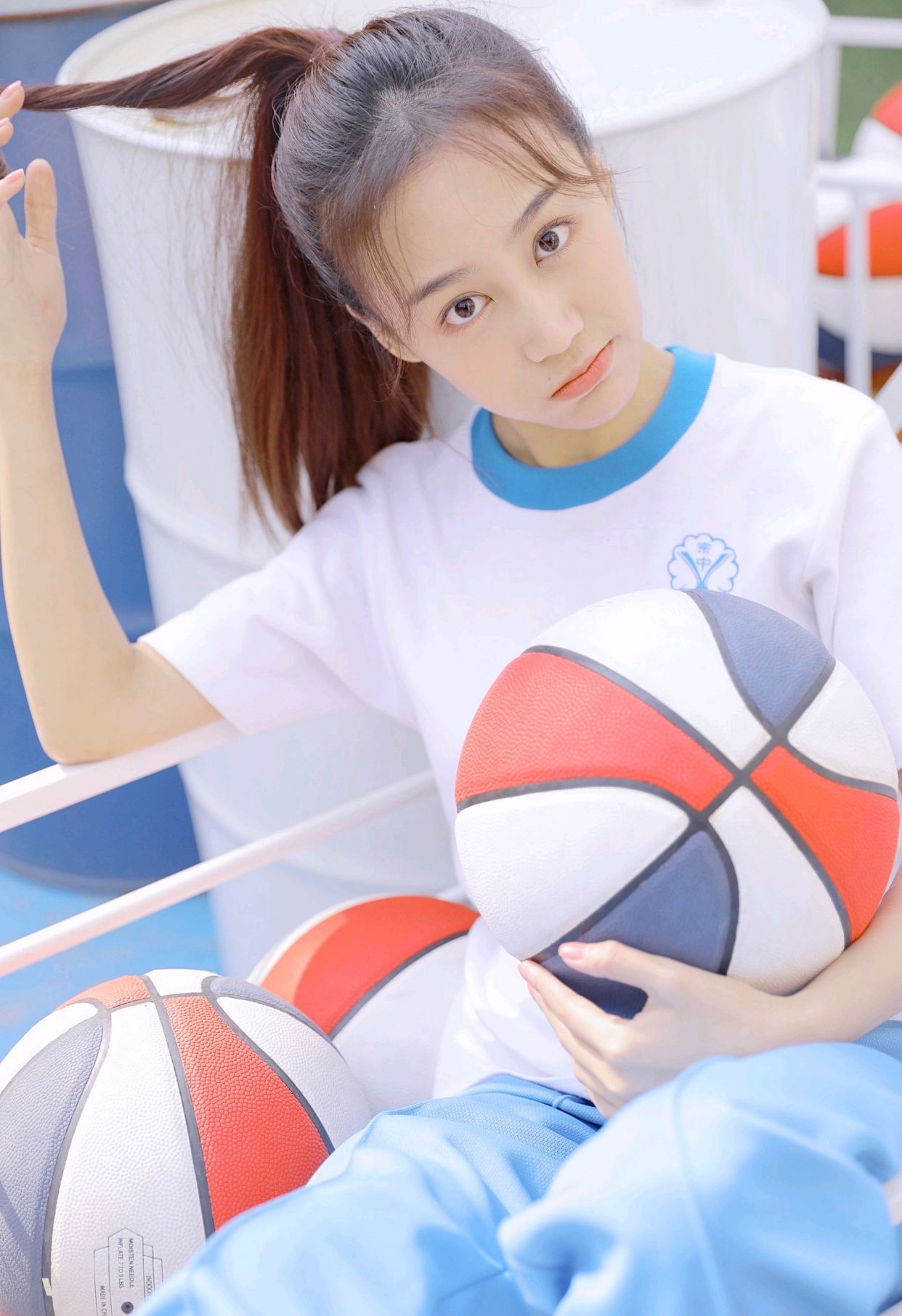 "美少女"辛雨锡:甜美可爱,青春靓丽