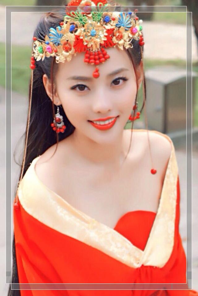 独一无二丹凤眼张嘉倪