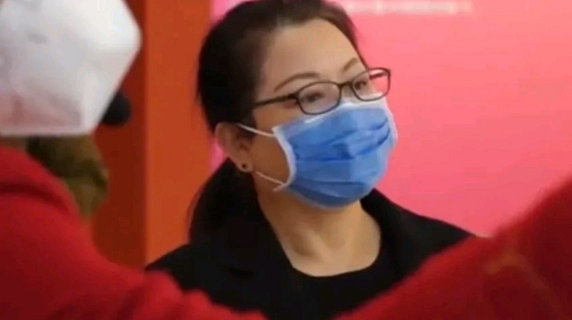 王伟烈士遗孀阮国琴女士,如今已经是海军上校军衔,被特招入伍后一直未