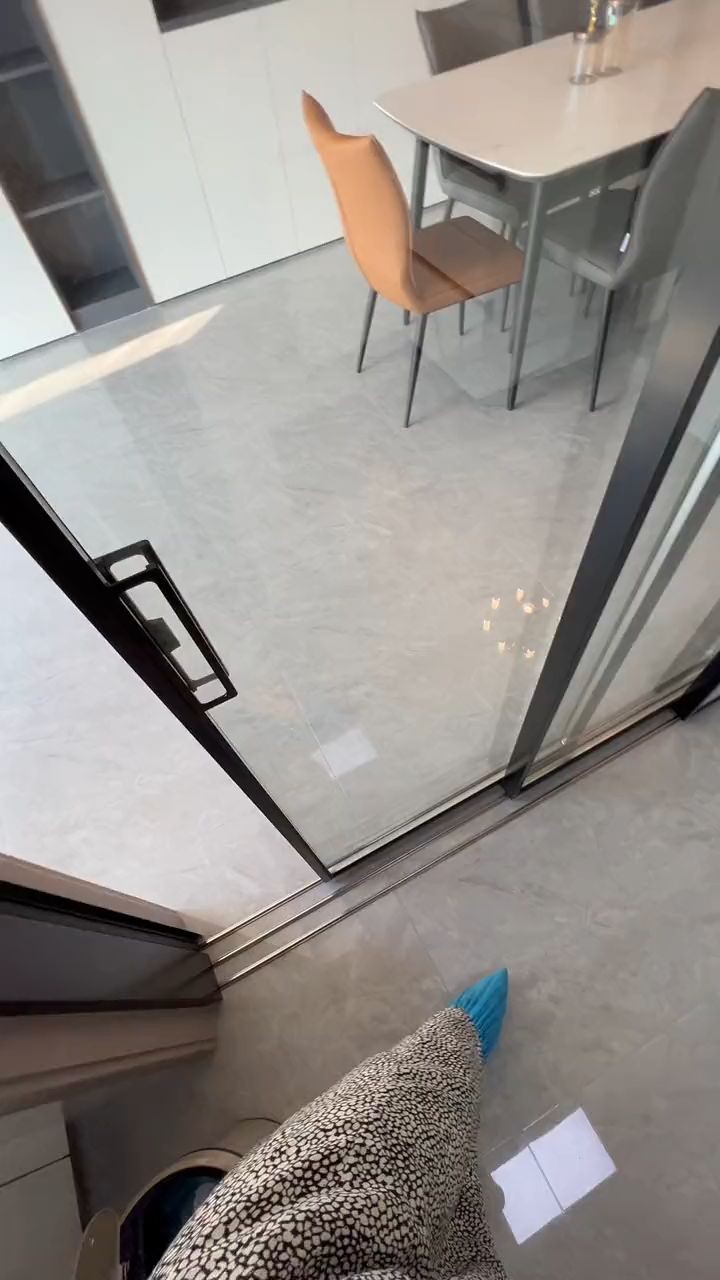 地轨移门真的可以就是轨道要换成铜条颜值高稳定性也好