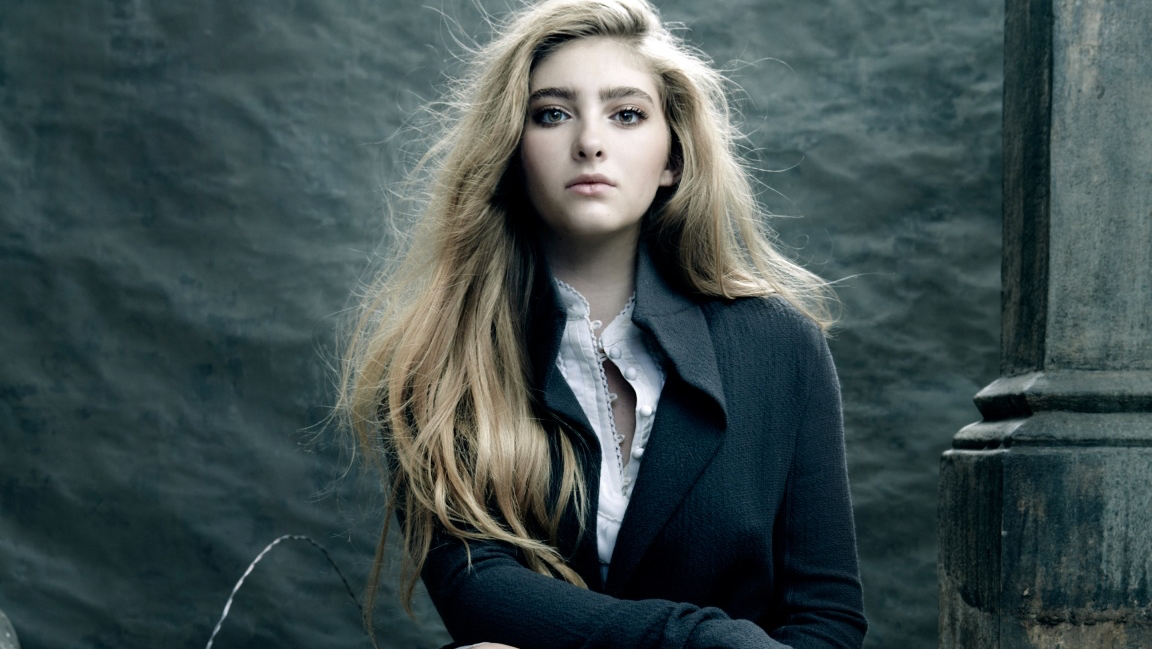 《饥饿游戏》女演员晒自己侧身裸照反击勒索