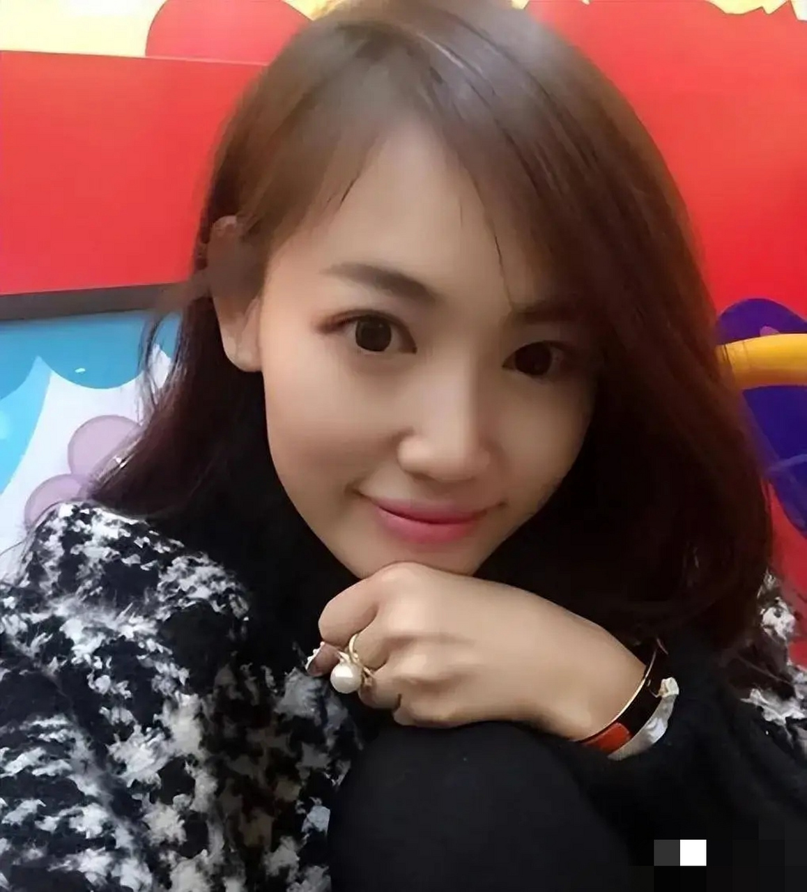 而前妻马蓉移民澳洲也找到了新男友,毕竟之前离婚在王宝强身上也是