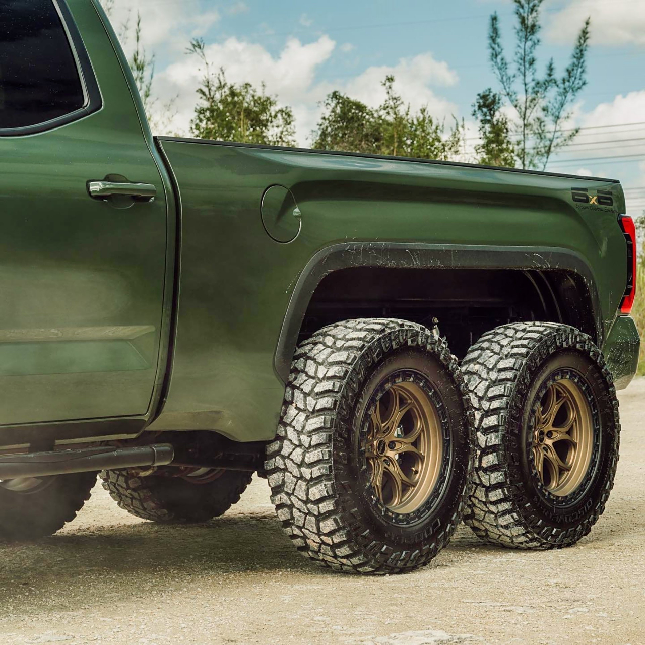 丰田坦途6x6皮卡车#丰田坦途# #皮卡改装