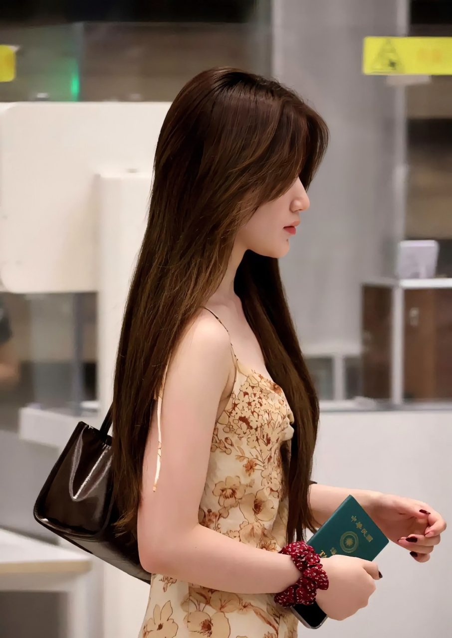 气质女神叶舒华#娱乐大赏# #惊艳瞬间# #明星出圈的穿搭