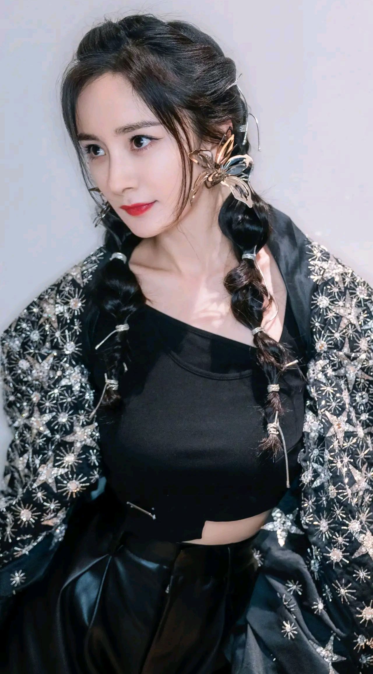 杨幂双马尾的造型也太可爱了吧