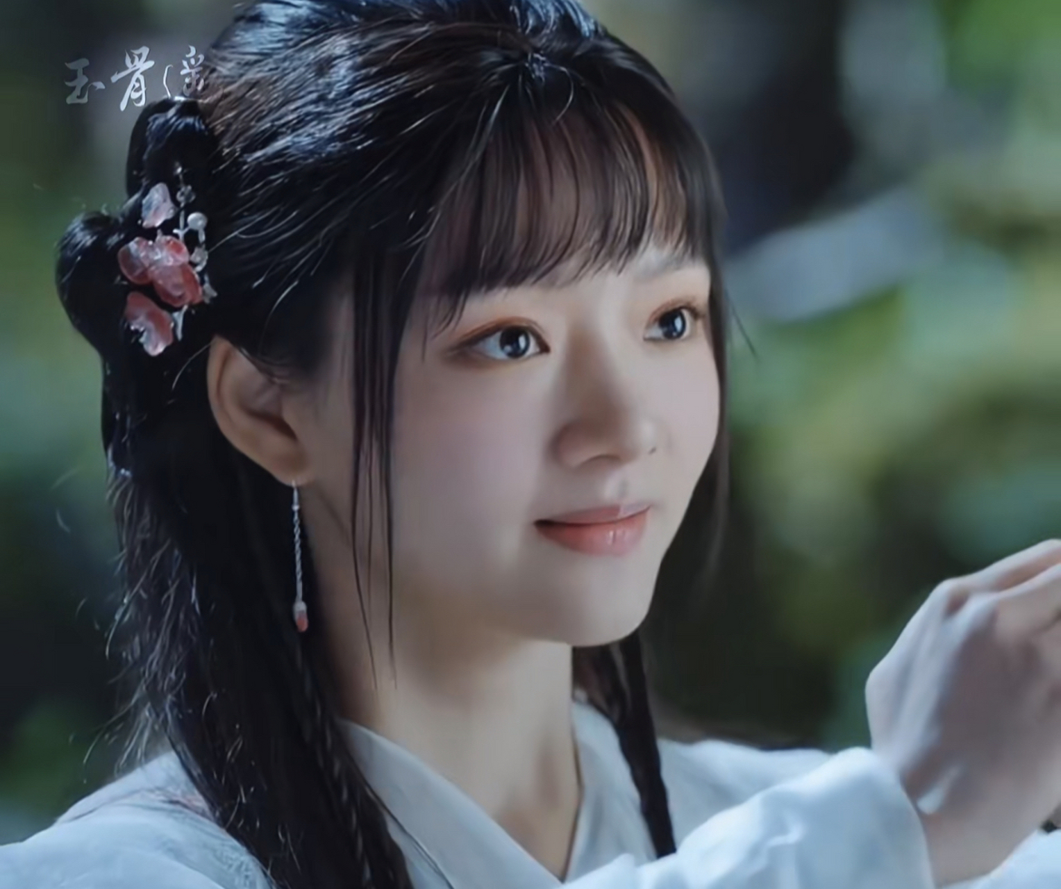 哪曾想《玉骨遥》里的造型直接拉低演员风评……#娱圈八卦资讯