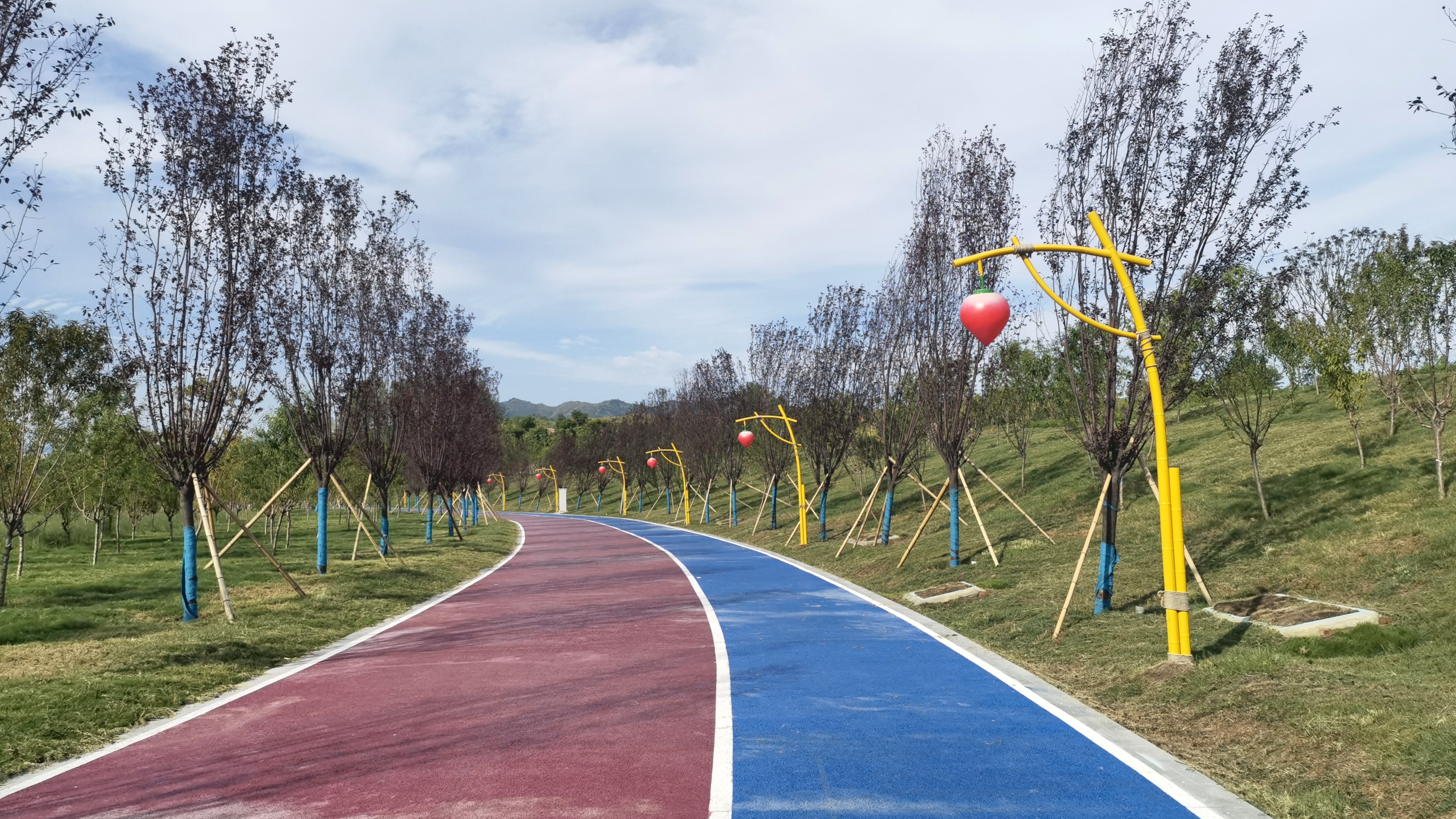 陕西安康市高新区正在建设中的桃花源公园