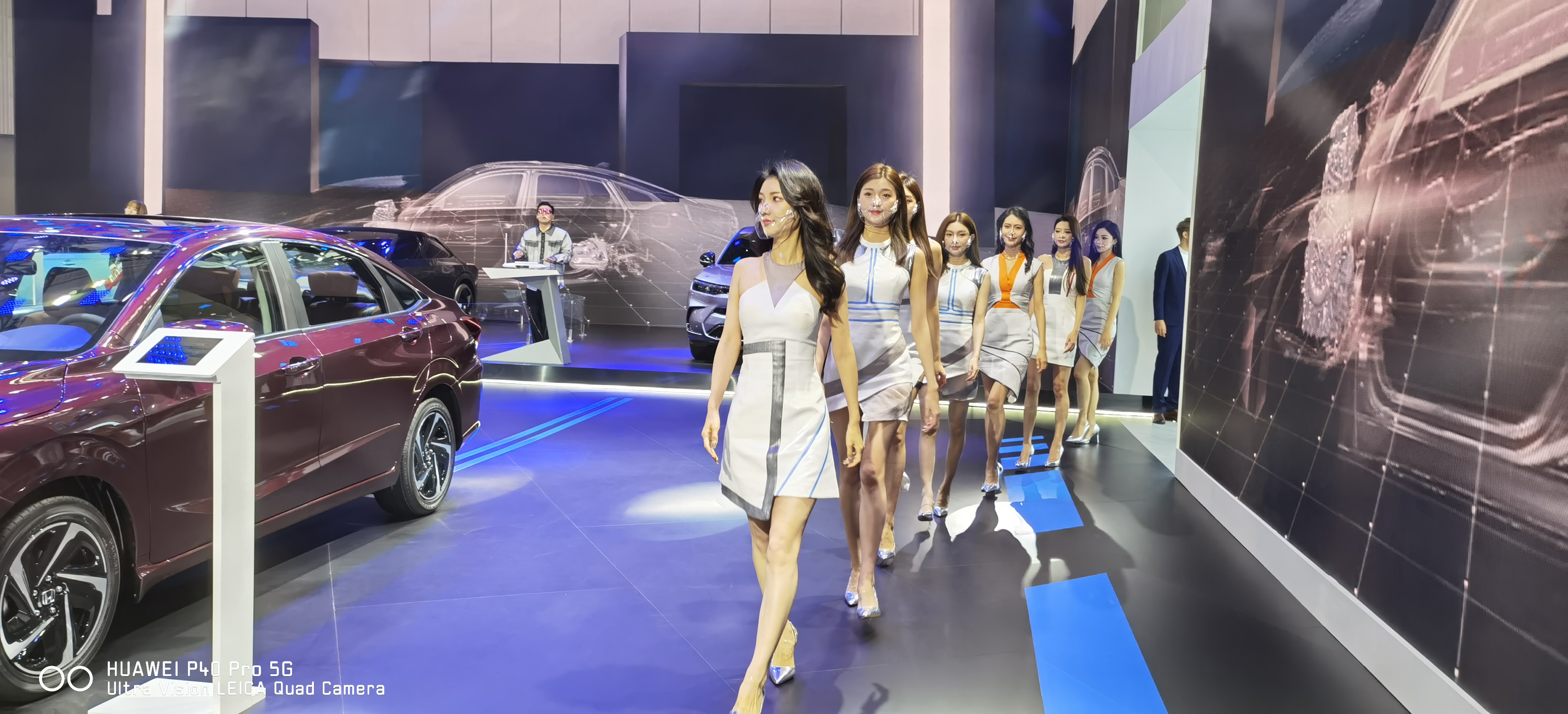 周末看美女小姐姐,探,逛第20届广州国际车展(广汽本田)