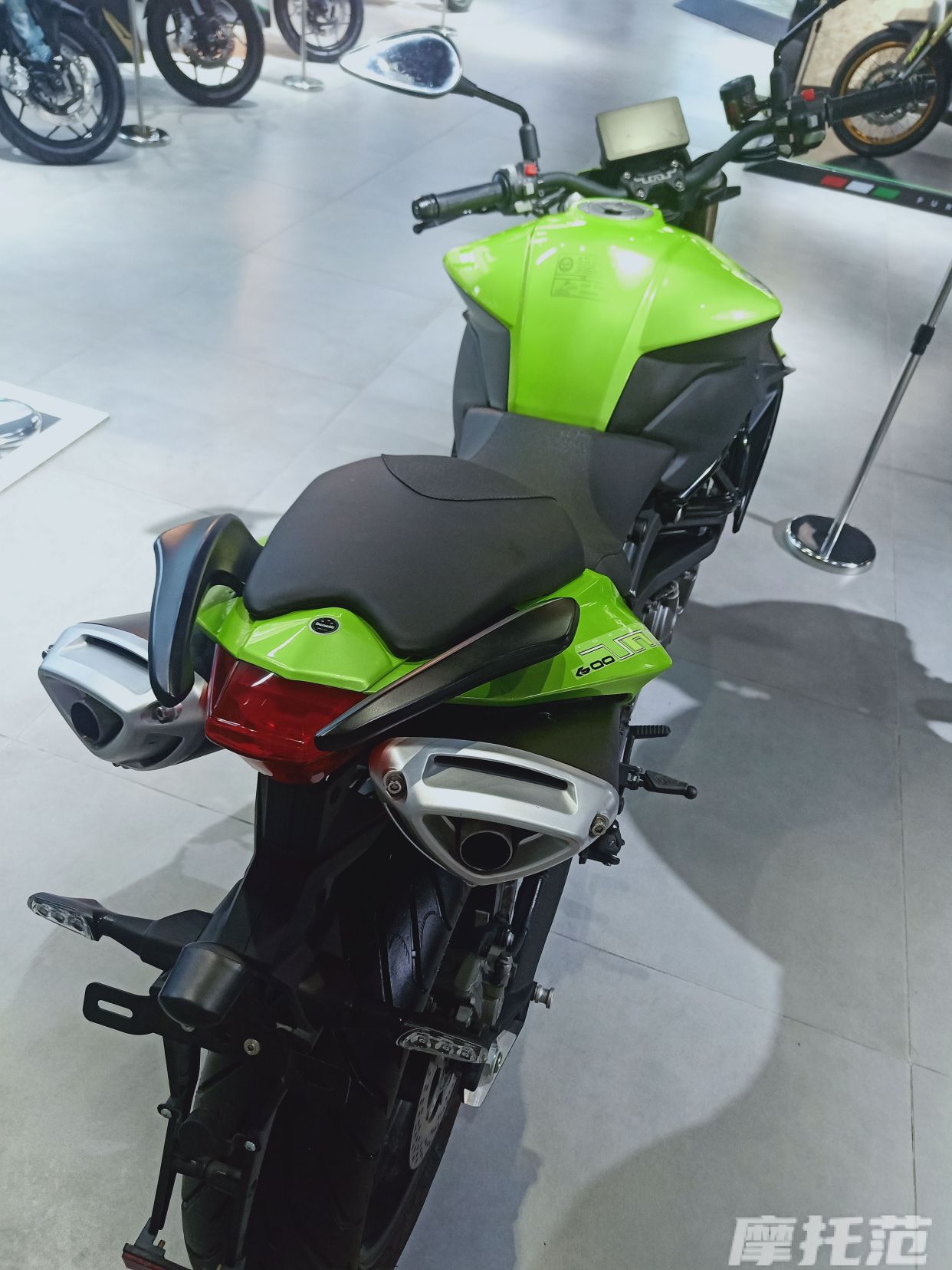 贝纳利 tnt600i 国产黄龙