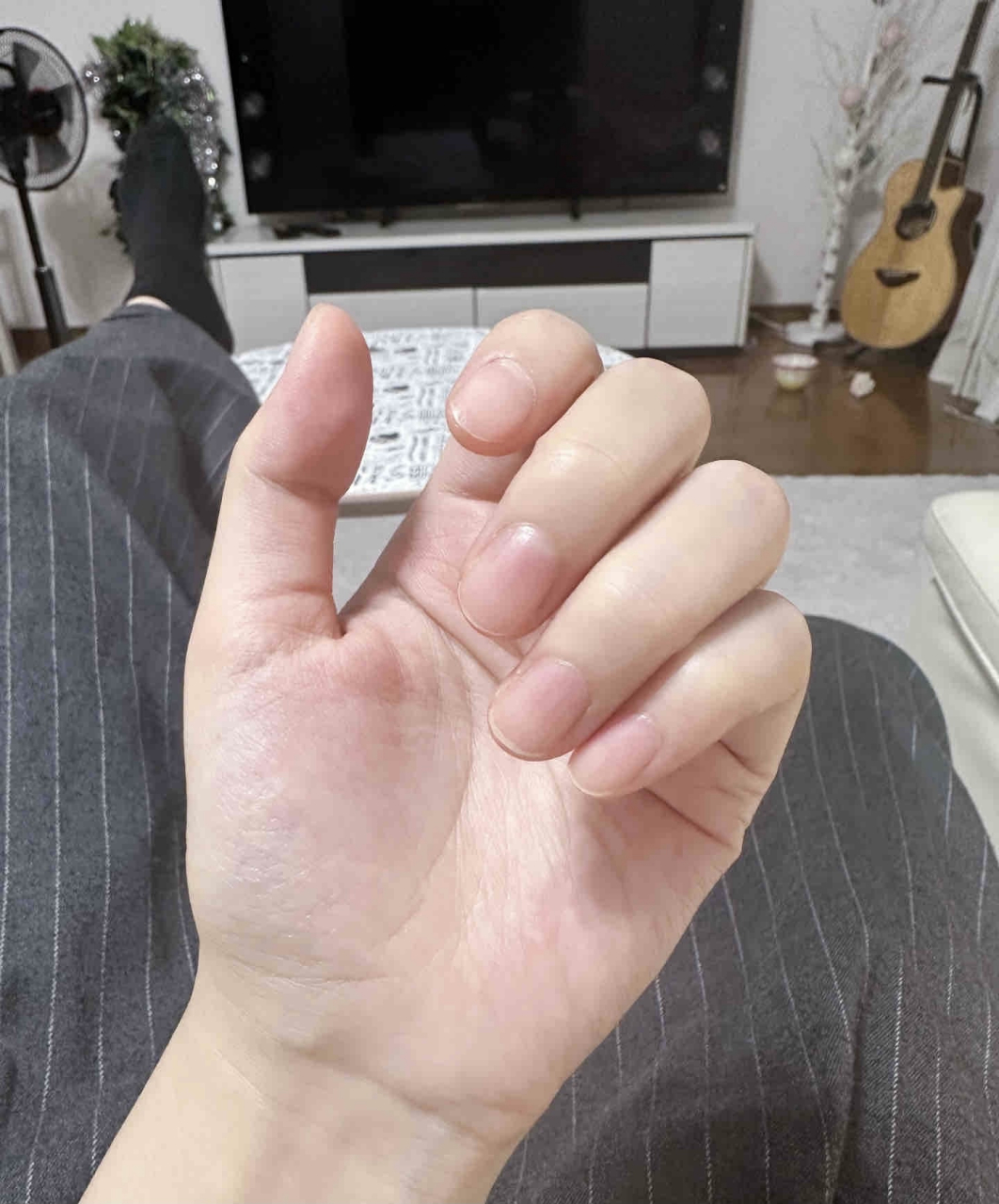 不做美甲的姐妹有吗? 你们不美甲会不会被说不讲究,邋里邋遢?