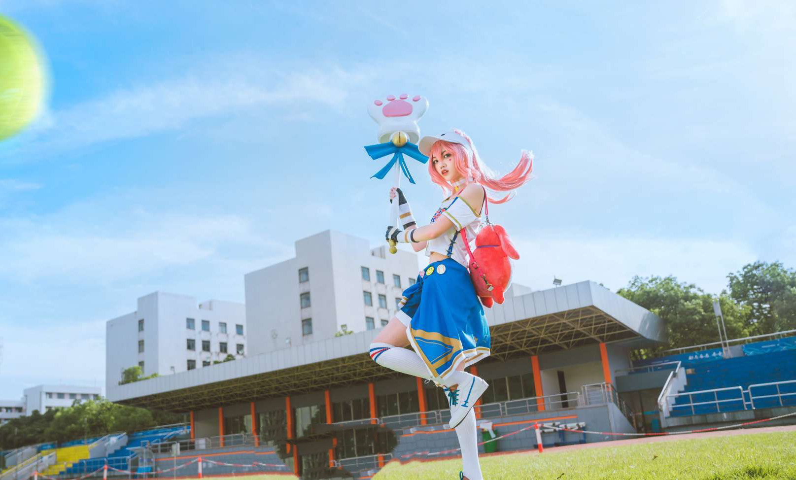 王者荣耀:花木兰青春决赛季cosplay,这小姐姐cos的真是美爆啦!