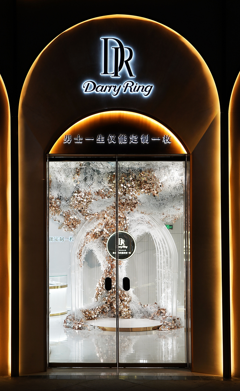 帮你浪漫到底   #520dr求婚季#   真爱璀璨,一生相伴  用dr钻戒书写