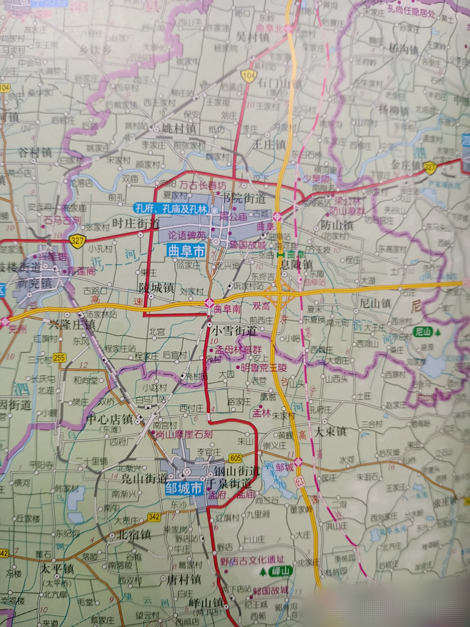 邹城市有孟府,孟庙.