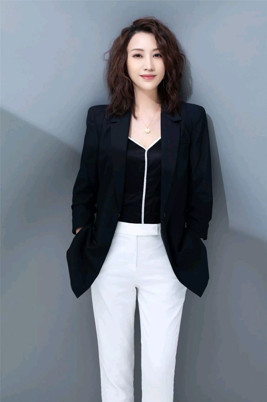 演员陈莉#每日明星美图# #绝色美人# #一眼沦陷