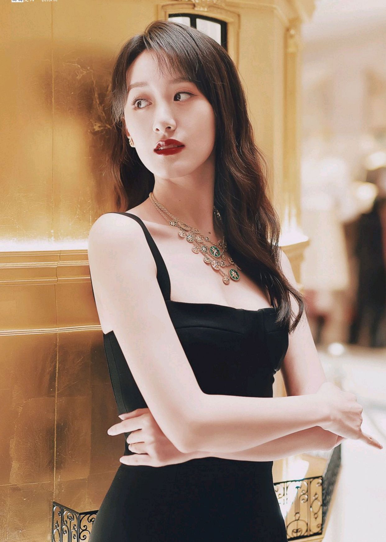 袁冰妍迪奥活动图集