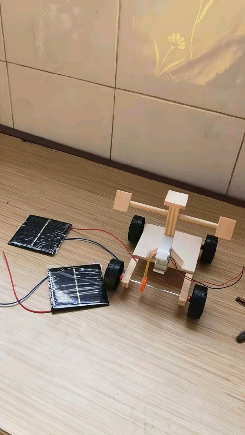 我的太阳能月球车——走起来了