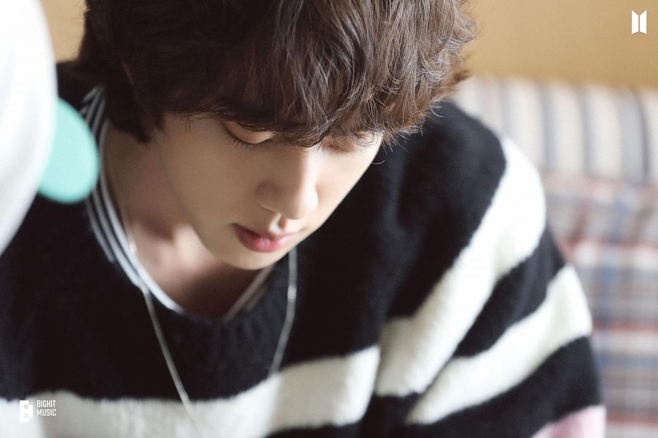 bts防弹少年团jin的生日特辑:他的信,他的粉丝和他的故事