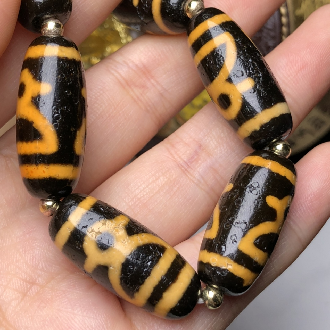 长期佩戴思藏天珠还能获得