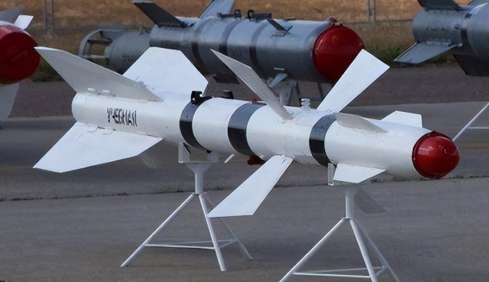 胡塞武装击落美军"死神",又是老格斗导弹立功?穷人有适合战法