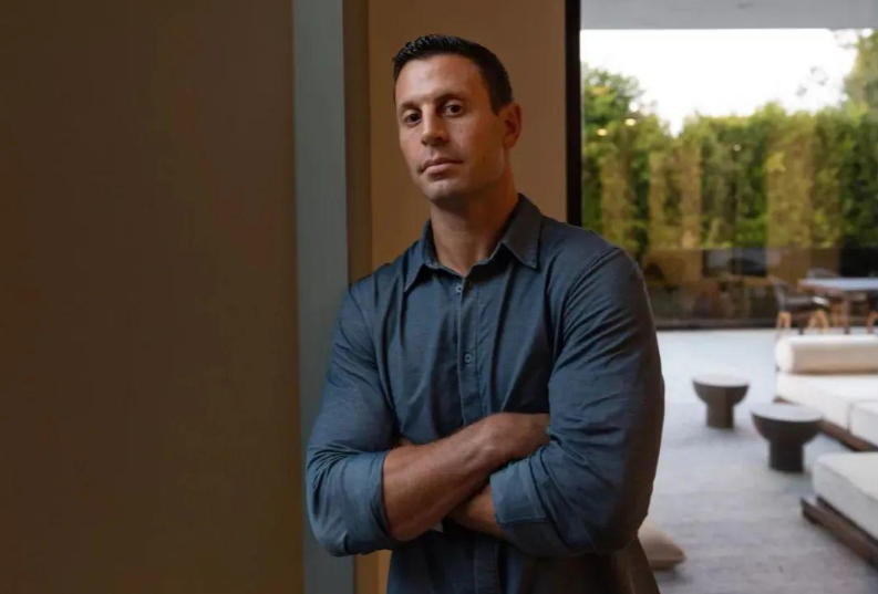 盖哥garrett adelstein现在仍被hcl节目组拒之门外|ev