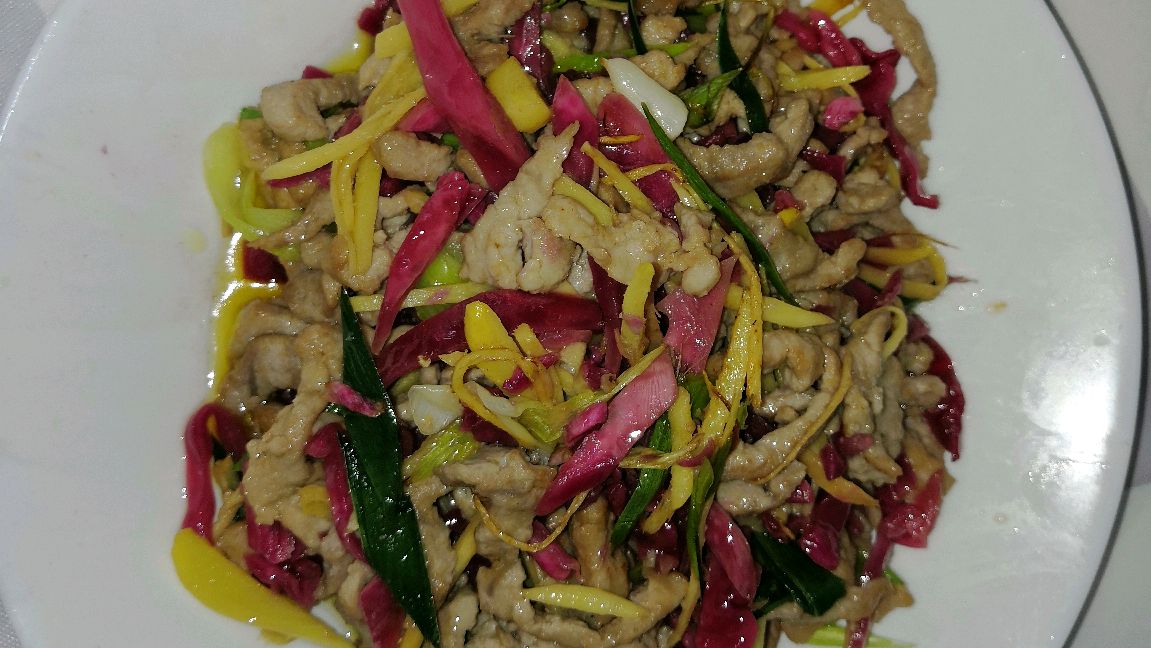 酸菜肉丝的家常做法(酸菜自制)