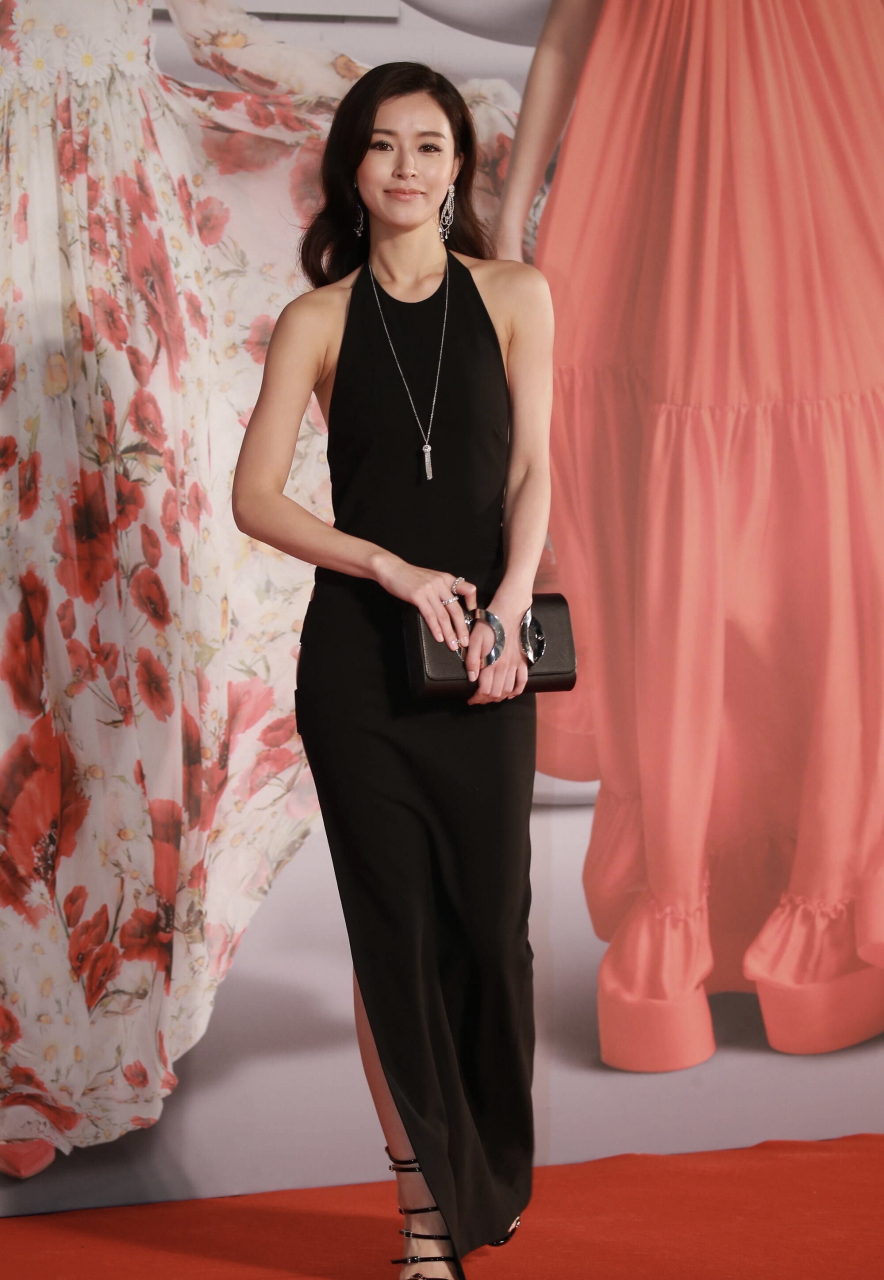 文咏珊金像奖颁奖红毯造型