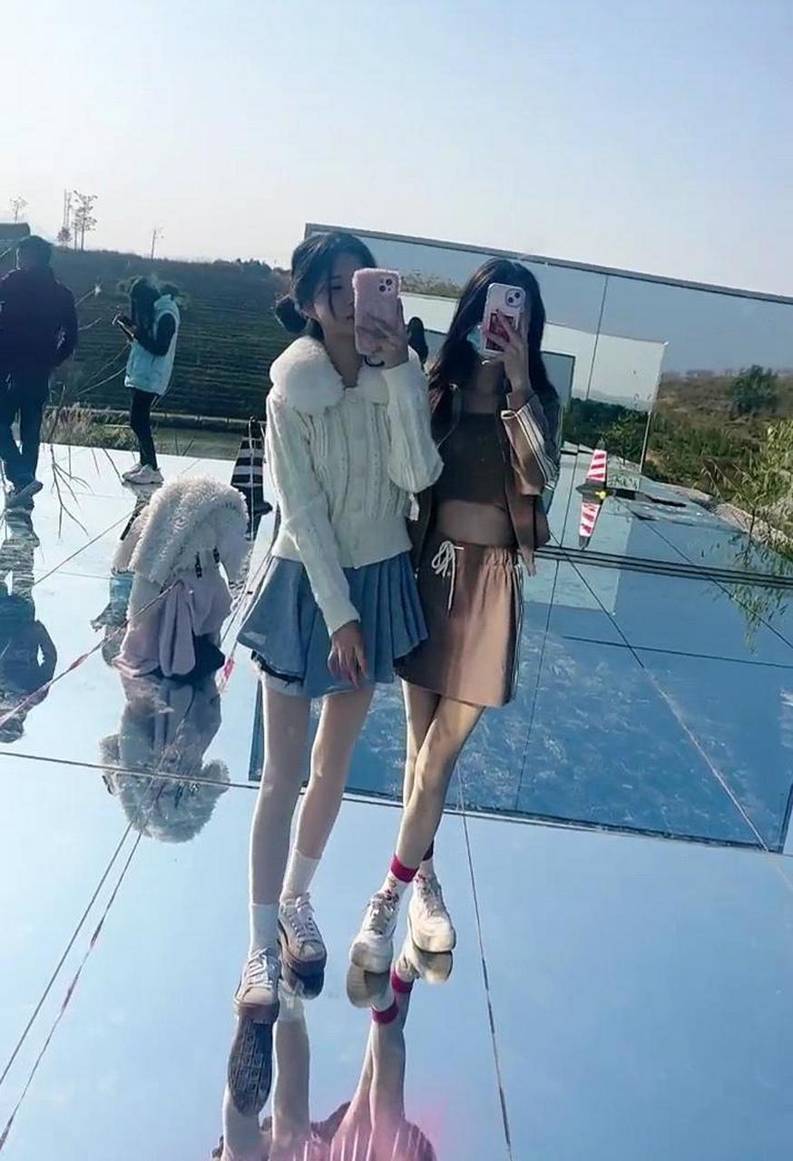 我和闺蜜胳膊上的守宫砂,这两日纷纷消失了!