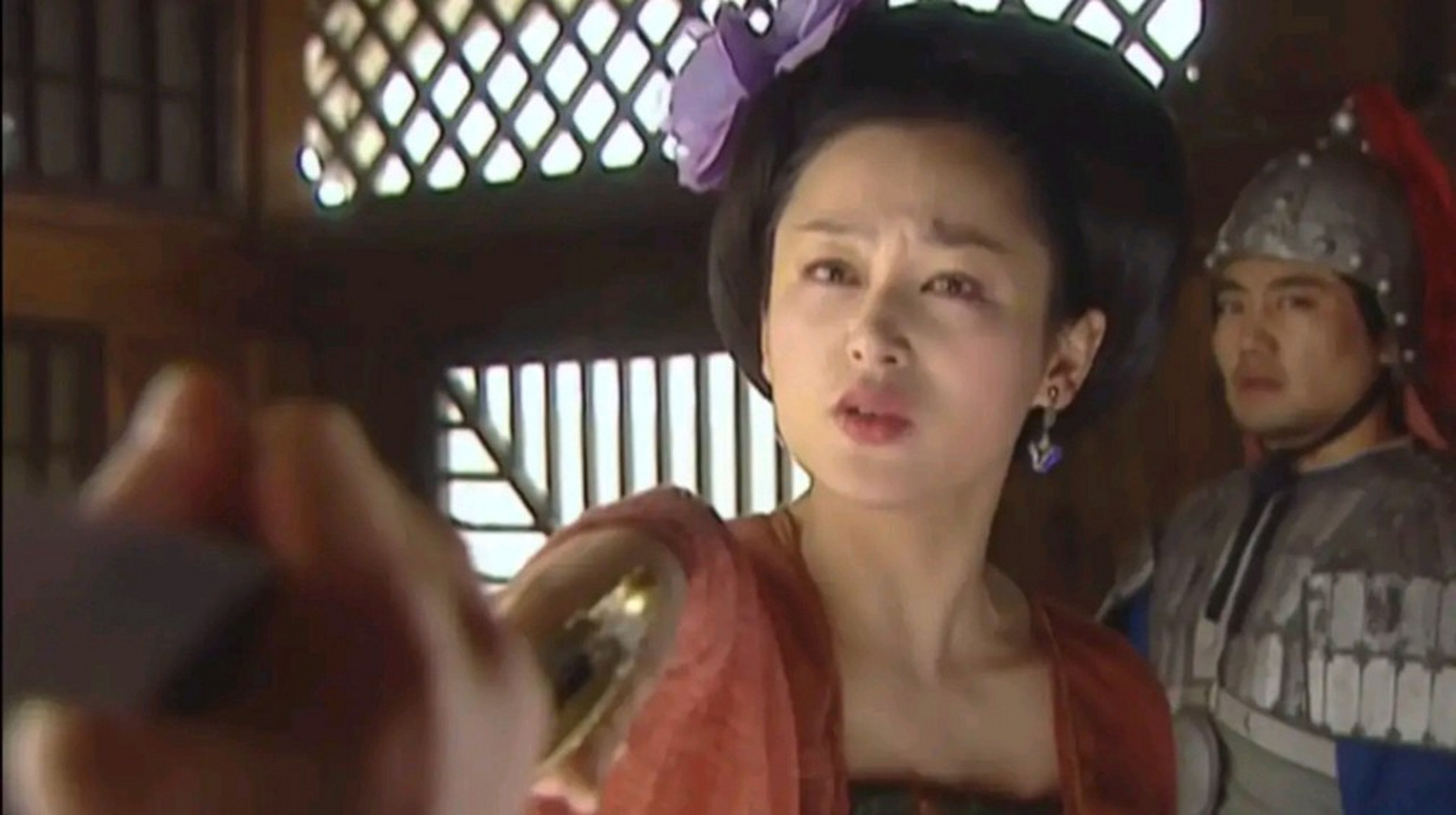 681年,16岁的太平公主嫁给21岁表哥薛绍,婚后琴瑟和鸣.