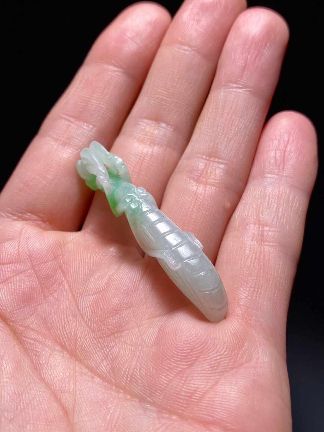 清 老坑冰糯种翡翠 飘绿 螳螂 把件 挂件