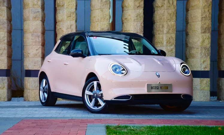 欧拉汽车正式推出"猫"系列产品,23种配色,专为女性设计