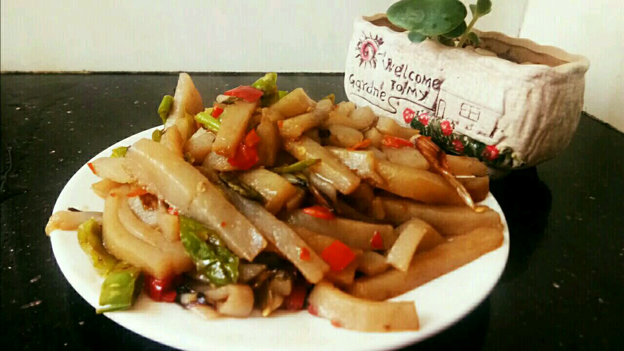 青红椒素炒魔芋,可以多吃一碗饭