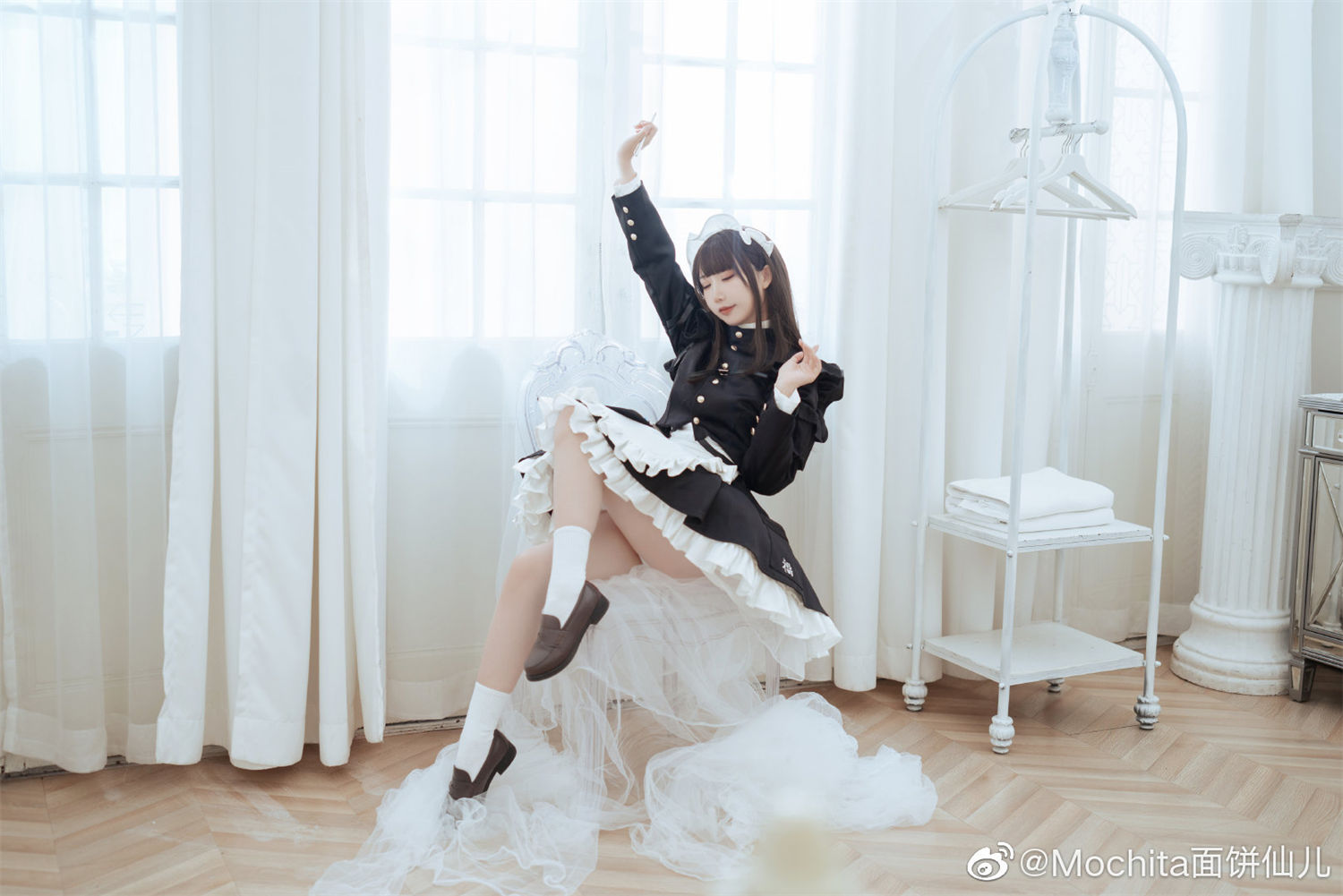 面饼仙儿绝对领域,可爱的坂内若走入现实 面饼仙儿绝对领域,可爱的坂内若走入现实