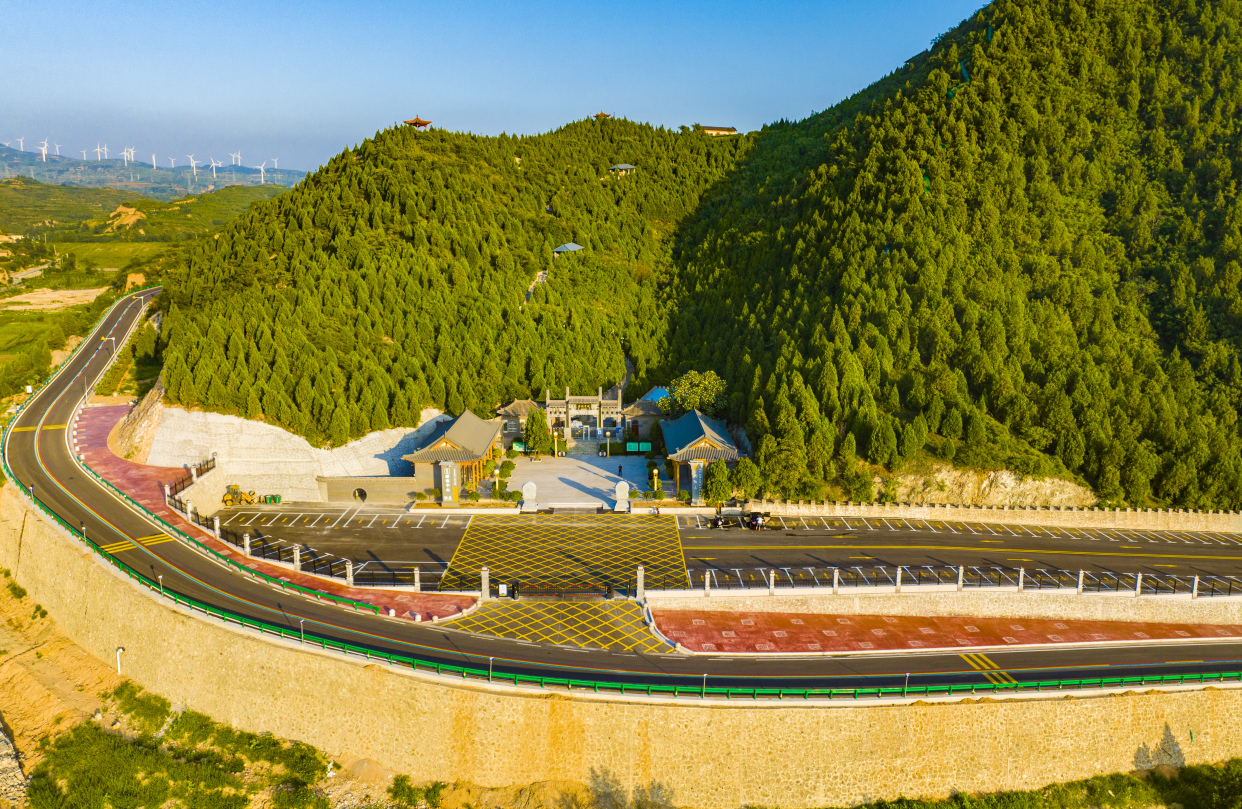 夏县:瑶台山景区改造升级更壮观
