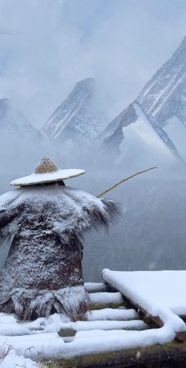 非常有意境的一个场面,配上《江雪》是不是更有感觉?