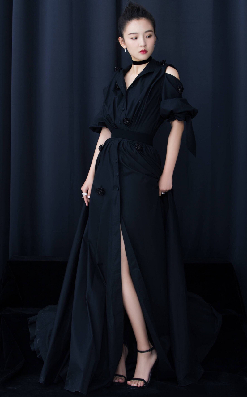 吴倩  美腿玉足合集