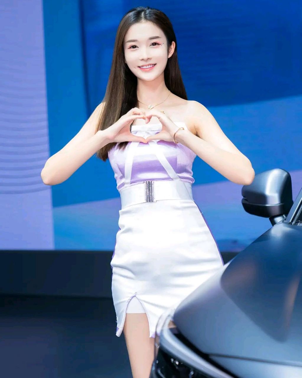 祝各位女神,女神节快乐!