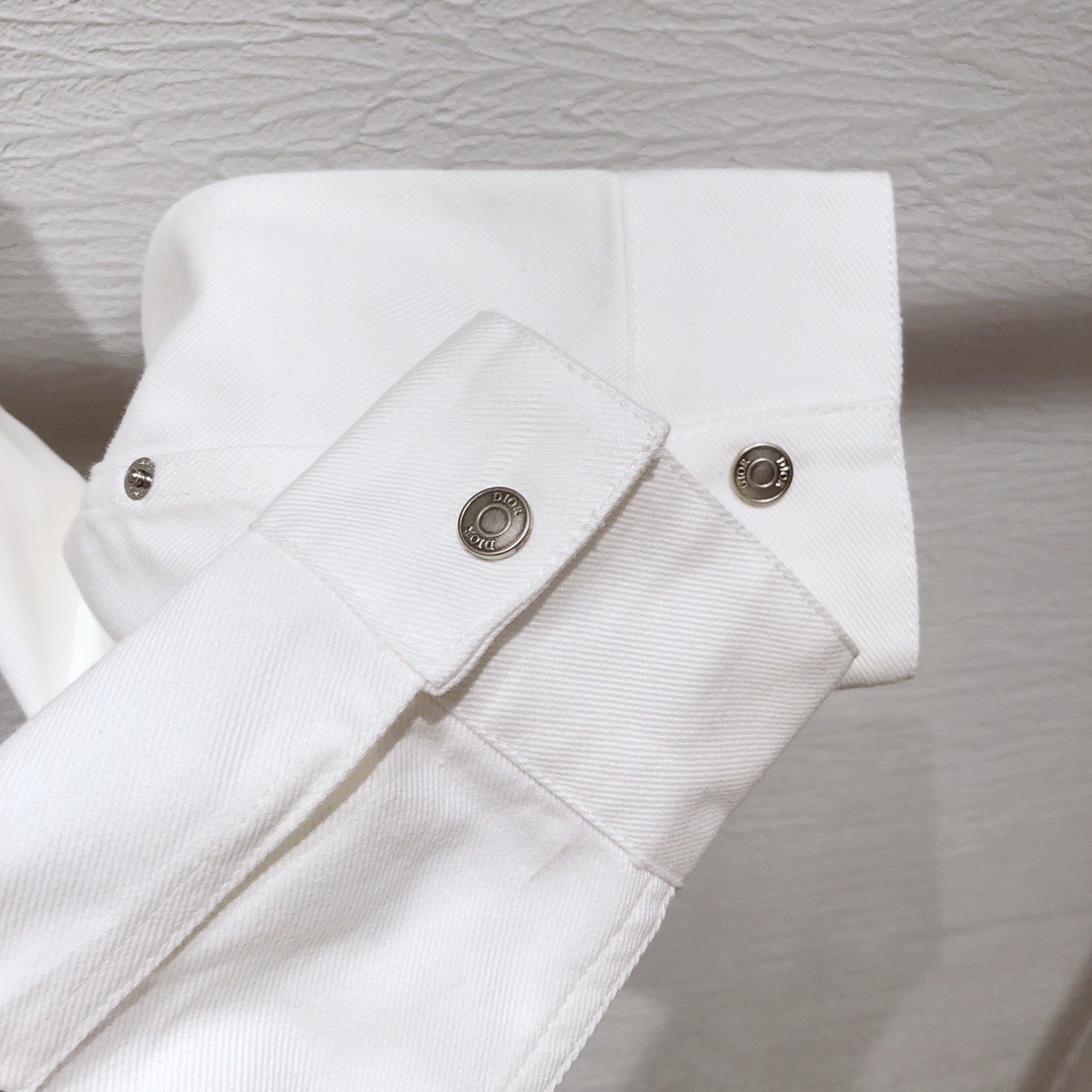 迪奥白色牛仔夹克外套