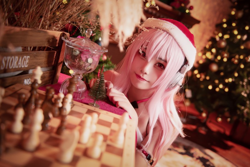 微博二次元coser@蜜汁猫裘 圣诞索尼子2 [10P/63MB]