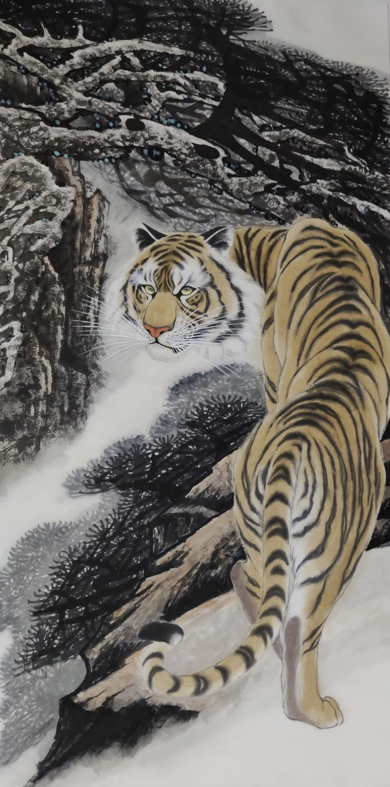 画家朱恩群笔下的老虎栩栩如生,形神兼备,不怒而威